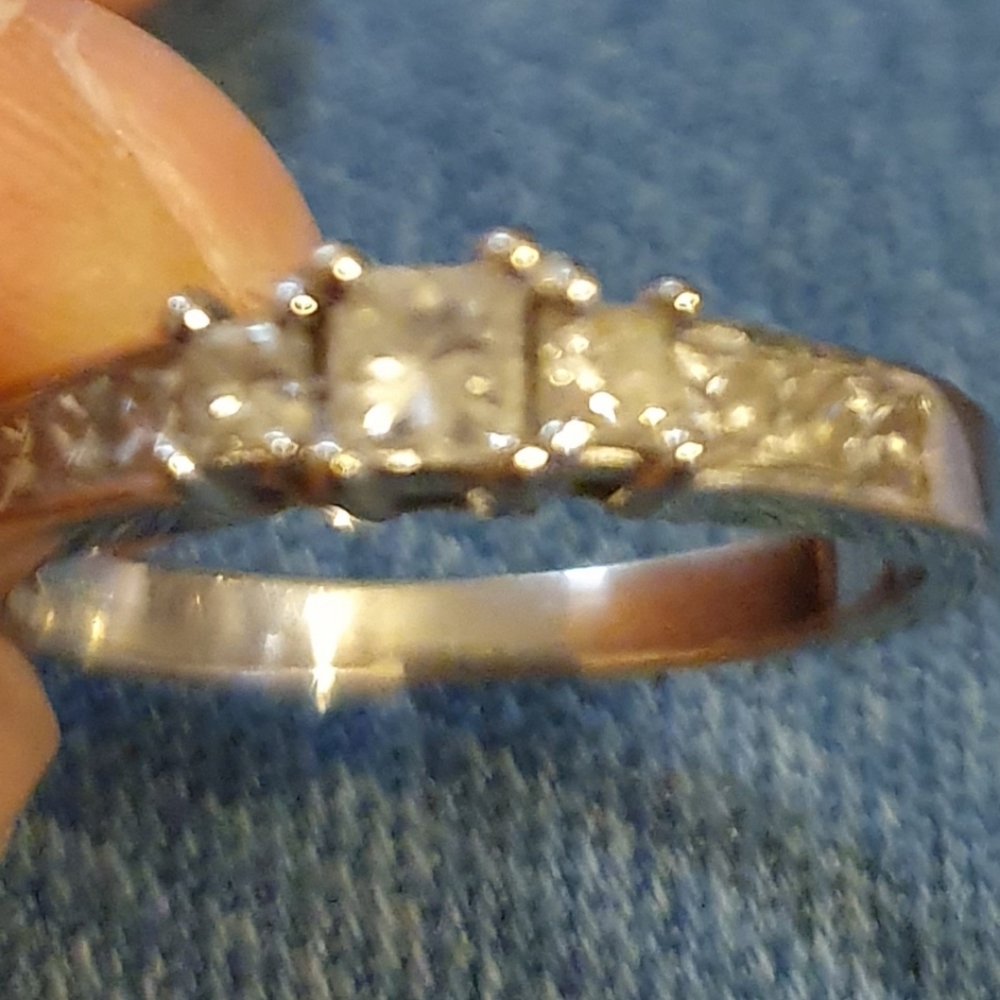 1 Ct Three Stone Diamond Engagement Ring 14K White